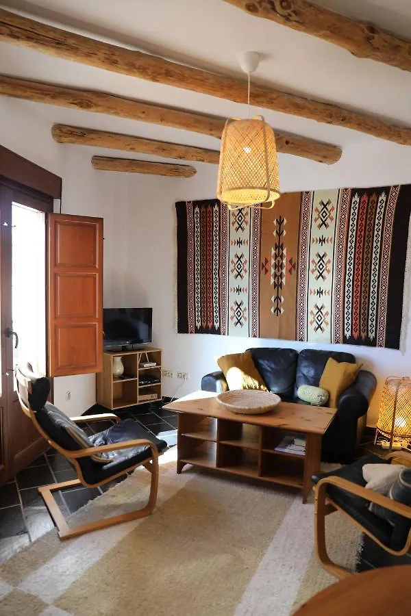 Casa Corasol, A Cozy, Comfy, 2Br House- Panoramic View And Rooftop Canar